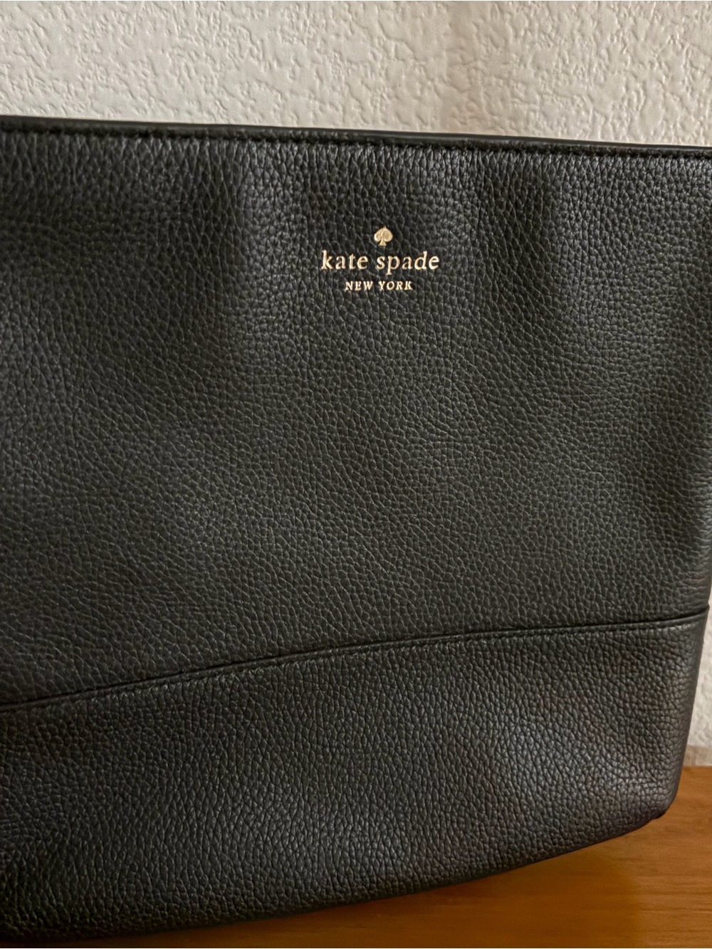 Kate Spade Black Pebbled Leather Crossbody 11 x 9.5